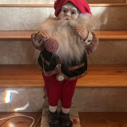 Antique Santa Moves