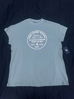 Darc Sport “Wolves Forever” with cap sleeves