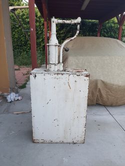 Vintage Oil Dipenser