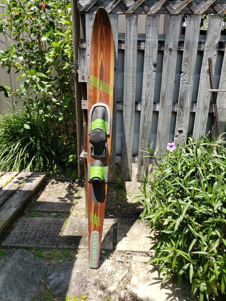 O'BRIEN COMPETITION SKI