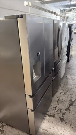 Hisense French door refrigerator