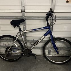 Men’s Trek Mountain Bike