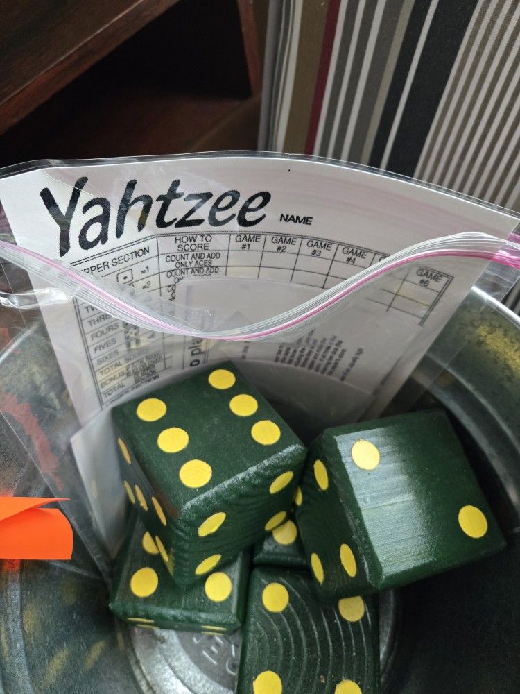 Yahtzee Parkers Yard Dice Game