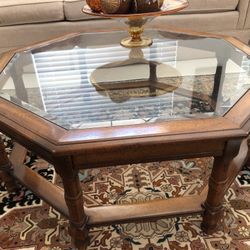 Coffee table And Two Lamp Tables