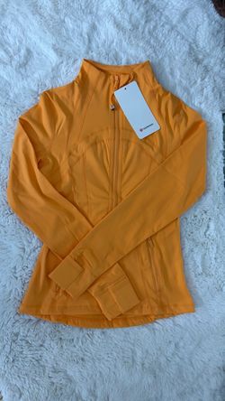 Lulu define jacket