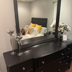 5 Piece Queen Bedroom Set