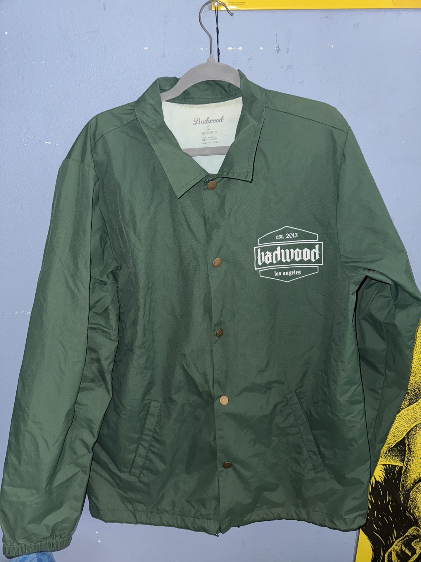 Xl Green Windbreaker