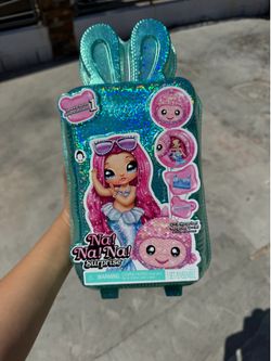 Na na na surprise doll
