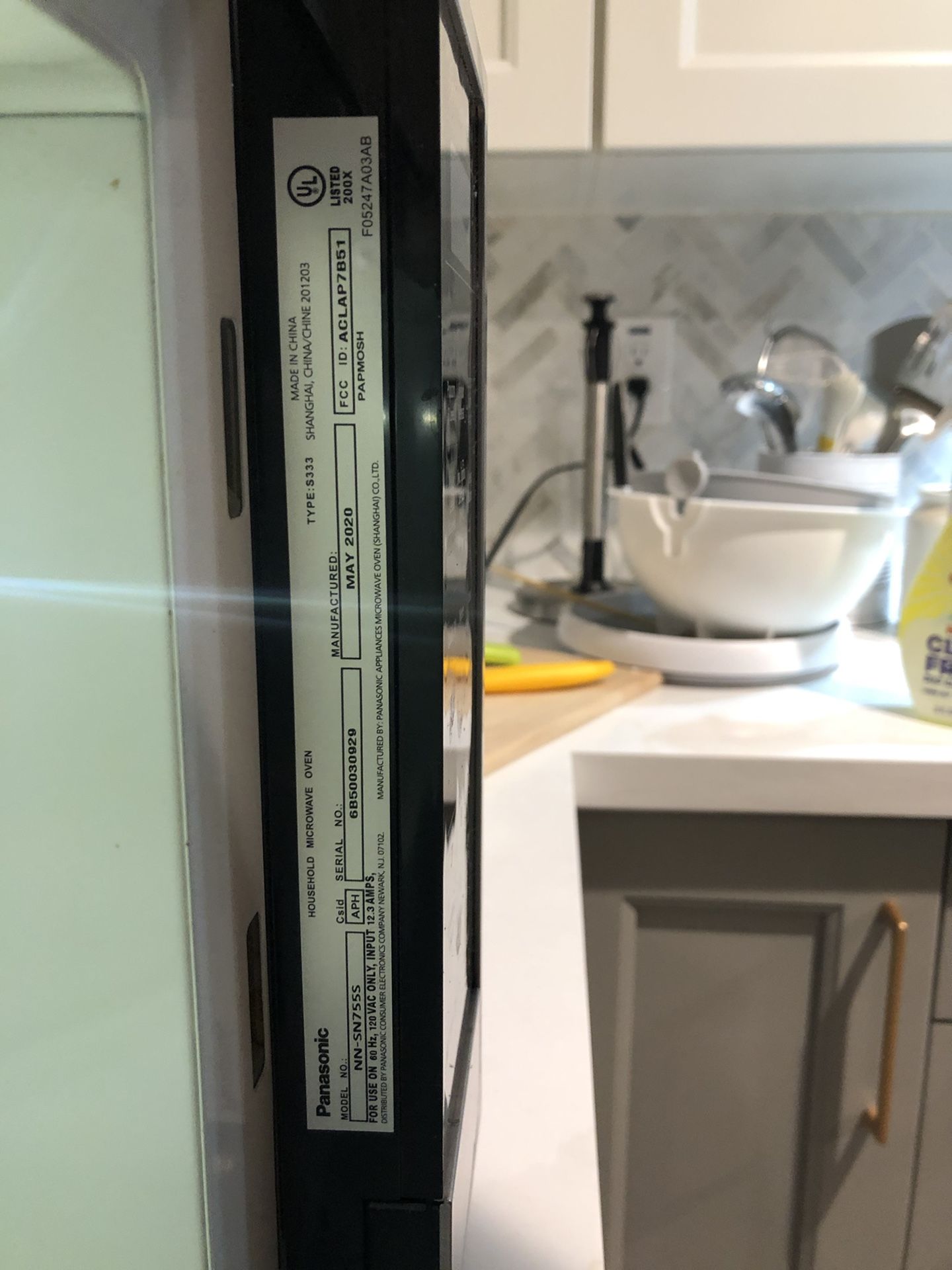 Panasonic 1.6 Cu. Ft. Microwave NNSN755S for Sale in Temple City, CA