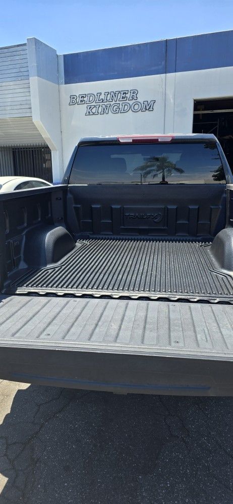 BEDLINER IN STOCK FOR ALL TRUCKS, BED LINER, PLASTICO PARA LA CAJA, SIDE STEPS, TONNEAU COVERS, TAPADERAS, TRUCK RACKS, TOOLBOXES, TAPAS