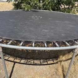 Trampoline 