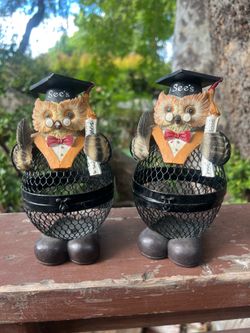 Vintage sees candy owl holder