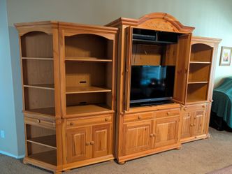 Broyhill Entertainment Center