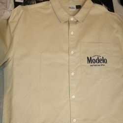 MODELO COLLARD SHIRT
