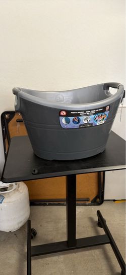 🍻 Igloo 20-Quart Party Bucket – Gray – BRAND NEW!