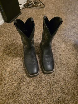 Arat Boots