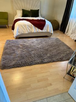Rug   Very nice