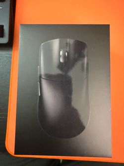 Hitscan Hyperlight Gaming Mouse