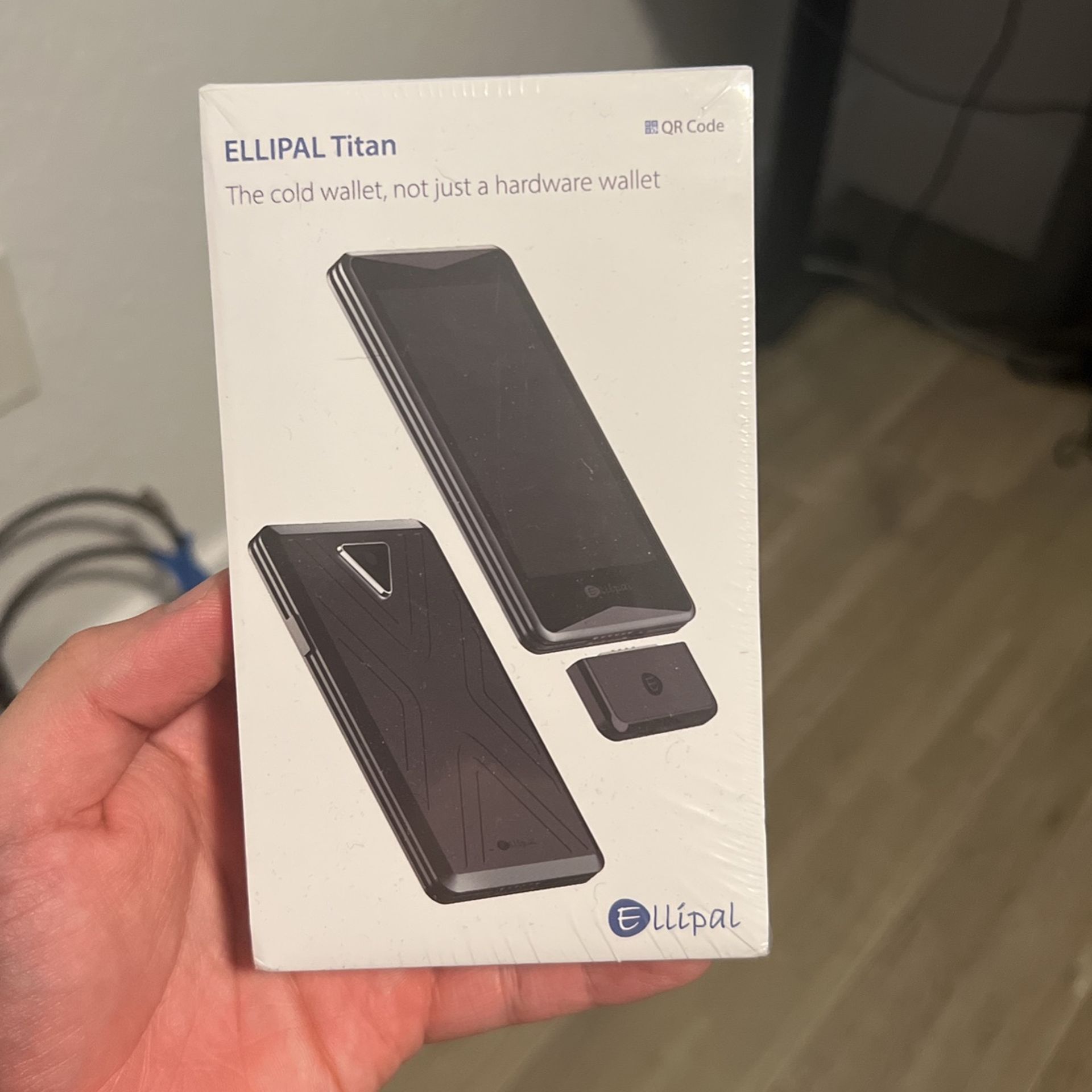 ELLIPAL Titan Crypto Cold Wallet