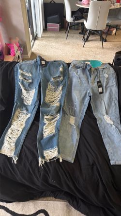 Fashion Nova size 5 $25 each