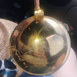 Rare Antique Copper/ Brass Pan with attached Lid Wooden Handle Vintage
Emysar
Emysar (7053)