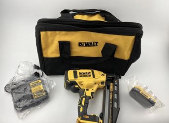 DeWalt 20V MAX 16Ga Angled Finish Nailer Kit 2Ah Battery & Charger DCN660D1 (OB)