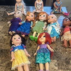 Total 10 Dolls , Mayority Disney Collection