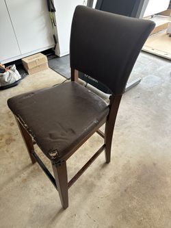 Bar & Counter Stool