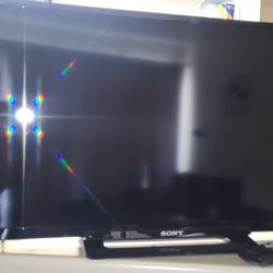 32-In Bravia Sony TV Not Smart With Remote 