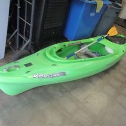 Used Old Town Vapor 10FT Hard Shell 1 - Person Kayak