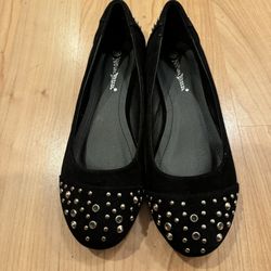 Women’s Studded Ballet Flats - Size 8.5