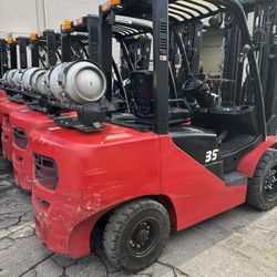 Forklift