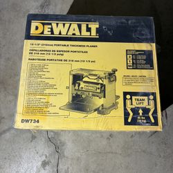 DEWALT 15 Amp Corded 12.5 in. Bench Planer 