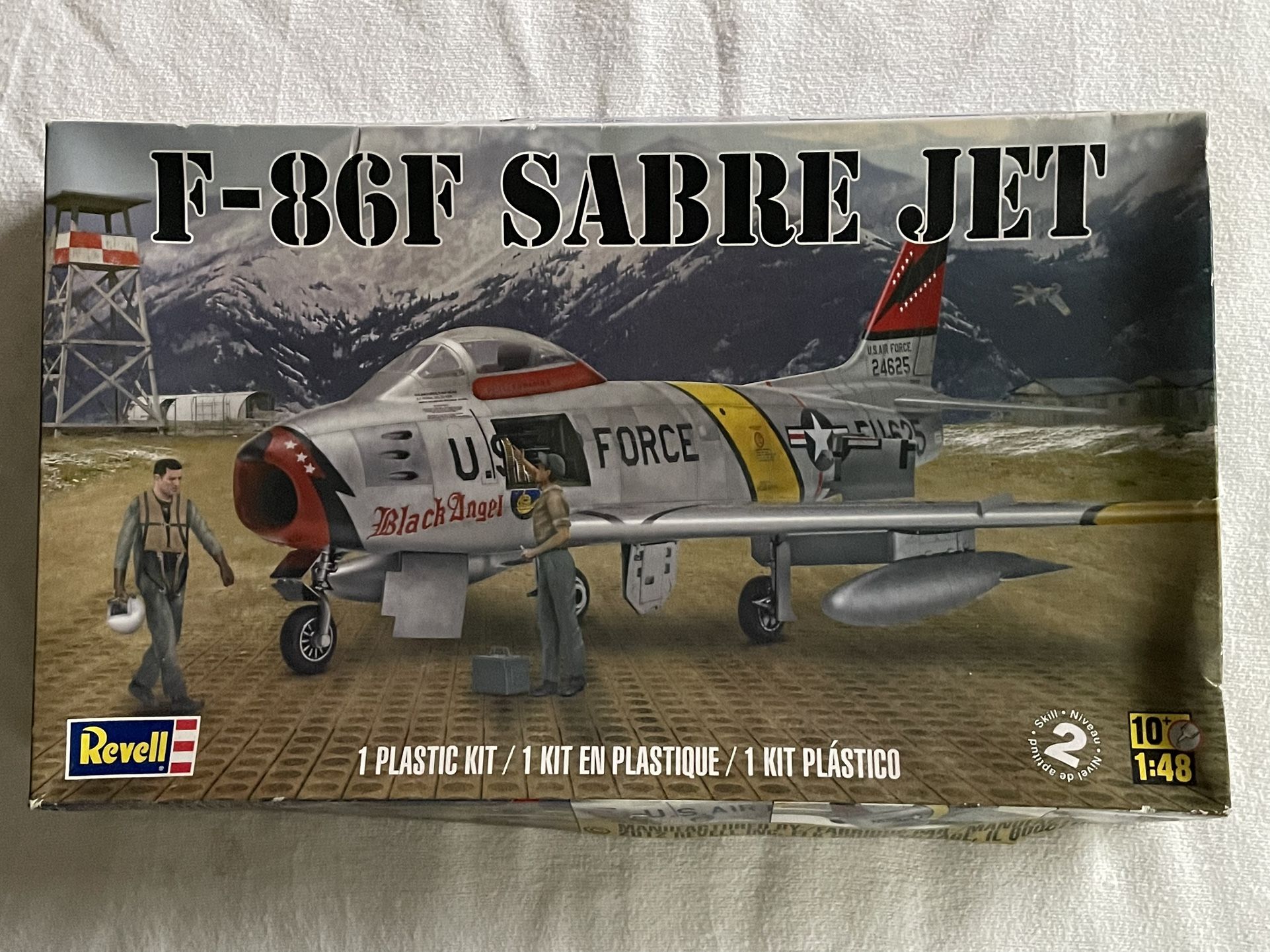 2012 Revell 1:48 F-86F Sabre Jet Model Kit