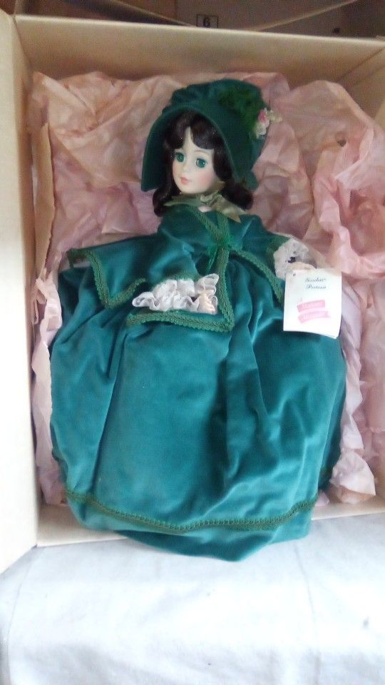 Scarlett Madam Alexander Doll