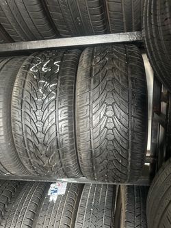 PAIR OF TIRE 265 35 22 LIONHEART 85% LIFE