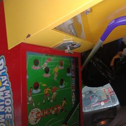 Gumball Pinball  Vending Machine 