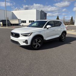 2023 Volvo Xc40