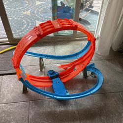 Hot wheels Action Track