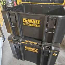 DEWALT ROLLING TOOL BOX SET NEW