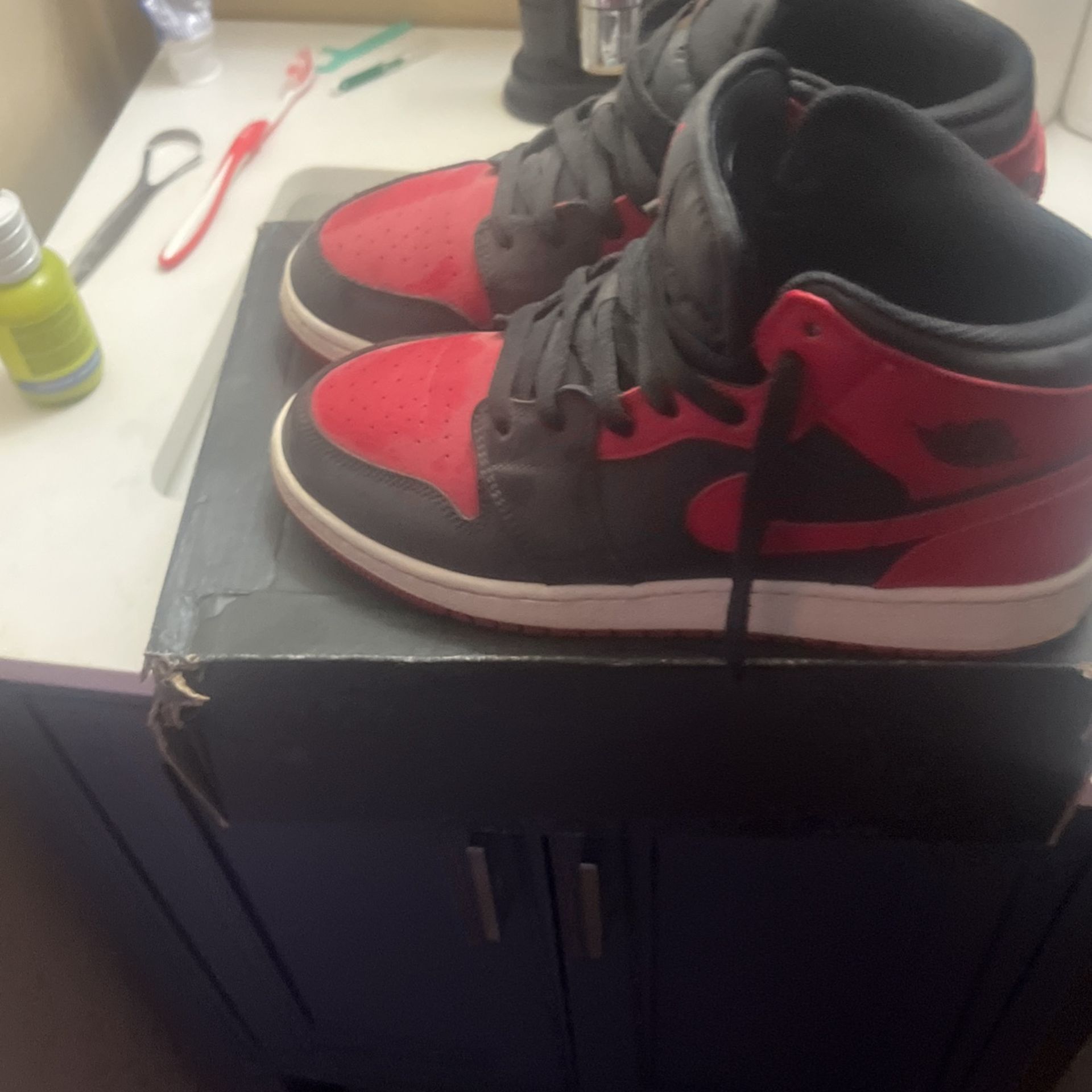 Jordan 1 Red  6Y