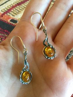 Golden color Amber gemstone & Sterling Silver earrings / Beautiful and delicate jewelry