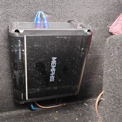Amp & Sub- Priced To Sell!!