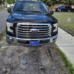 Camioneta ford f150 XLT año 2016