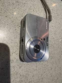 Sony Cyber-shot DSC-N1 8.1MP Digital Digicam - 3.0" Touch Screen (Tested & Working)