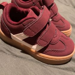 Kids 5C Boy Shoes $10