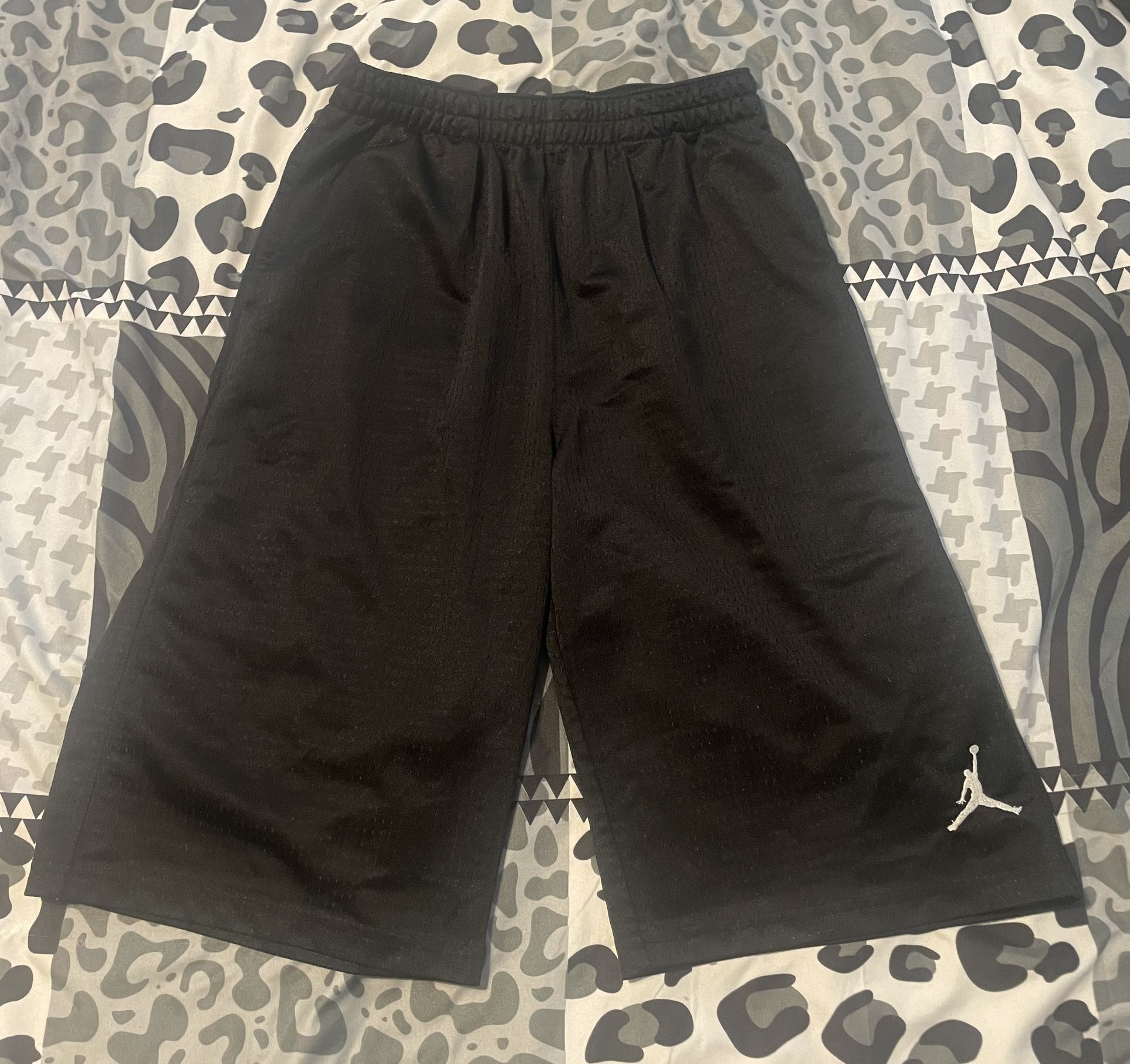 Boys Xl Jordan Shorts Black 13 - 15 Years