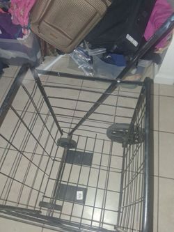 Basket with wheels in good condition