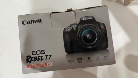 Canon Eos Rebel T7 camera-like New/barely used
