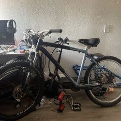 Dimondback Mtb With Front Suspension 